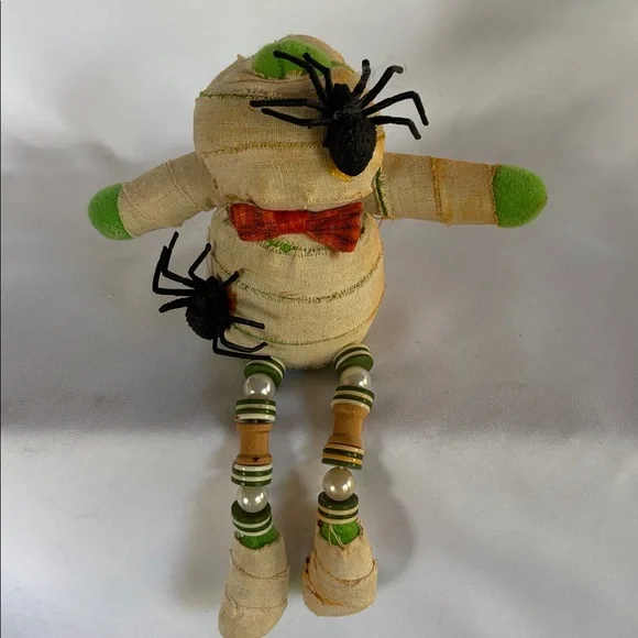 HALLOWEEN VINTAGE VERY CUTE SITTING FIGURINES DOLLS DECORATION Shelf Sitters - Picture 7 of 14